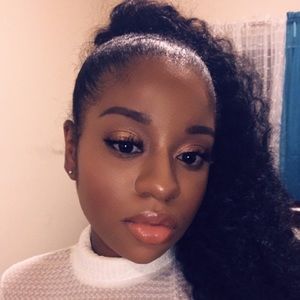 Meet your Posher, Chennelle